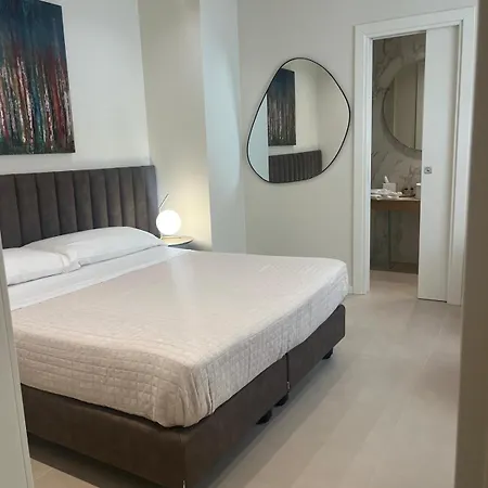 Hera And Guest house 4*